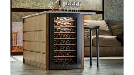 Винный шкаф Meyvel MV52-KBF1 компрессорный отдельностоящий